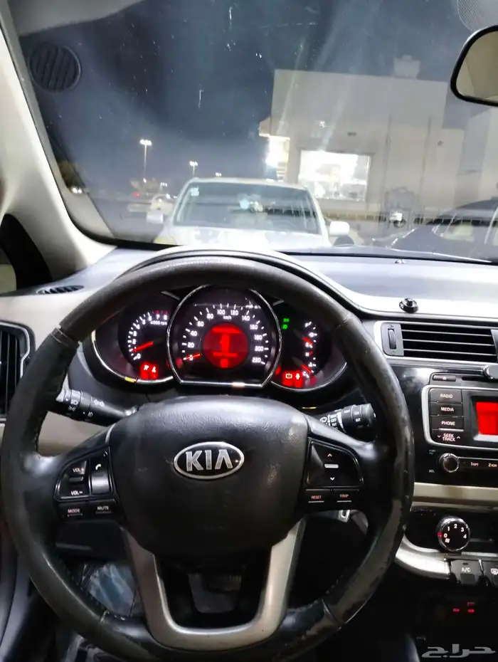 KIA RIO 2016 كيا ريو أحمر 5