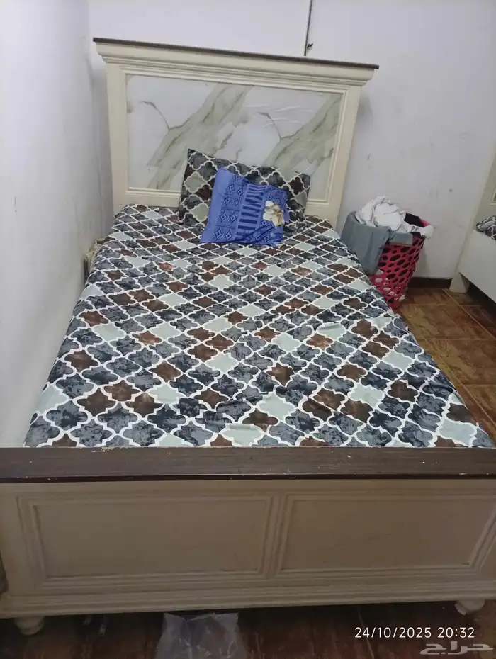 للبيع سراير خشب عرض 120سم 2