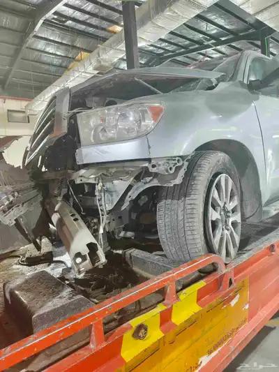 سيكويا 2012 مصدومة index