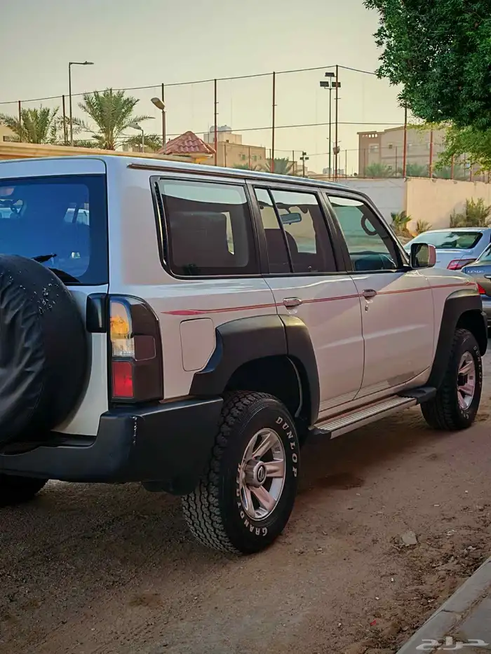 باترول فتك مديل 2012 ماشي 460 الف تقريبا بدون دفلك وثلاجه 4