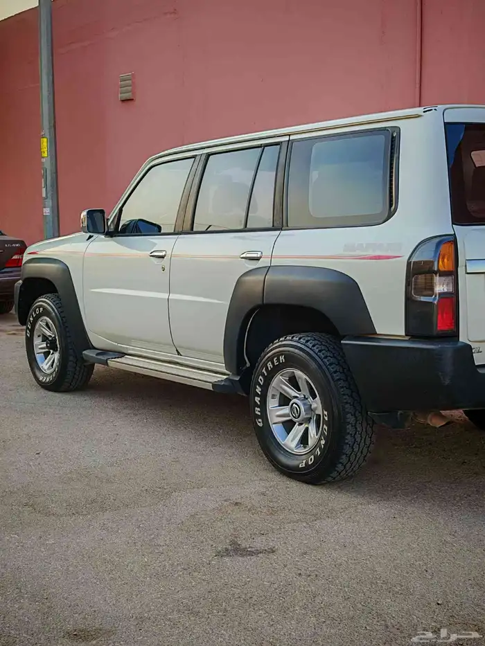 باترول فتك مديل 2012 ماشي 460 الف تقريبا بدون دفلك وثلاجه 5