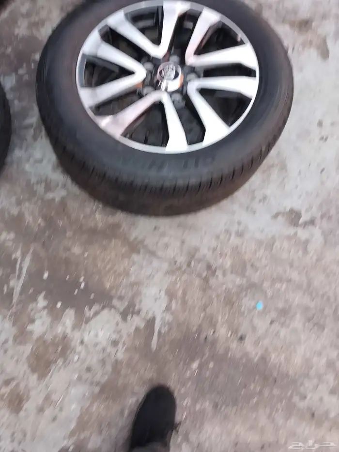 طقم جنوط جيب لاندكروزر مقاس 20 2