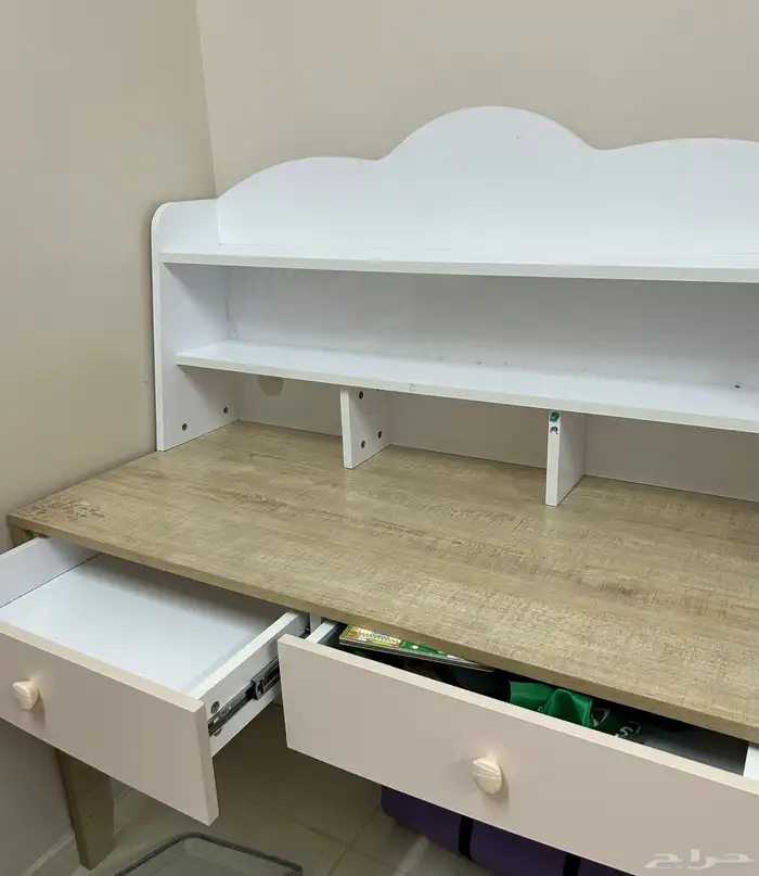 مكتب دراسي 2