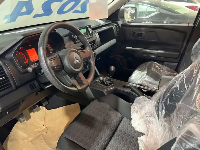 ميتسوبيشي ونيت L200 ديزل 2024 3