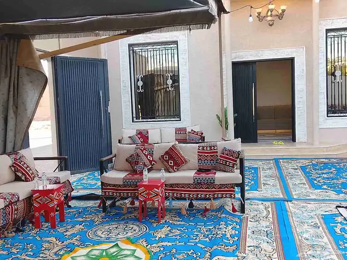 تاجير جلسات شعبيه وكنب وكراسي وطاولات وزال الازرق جلسات ارضي 4