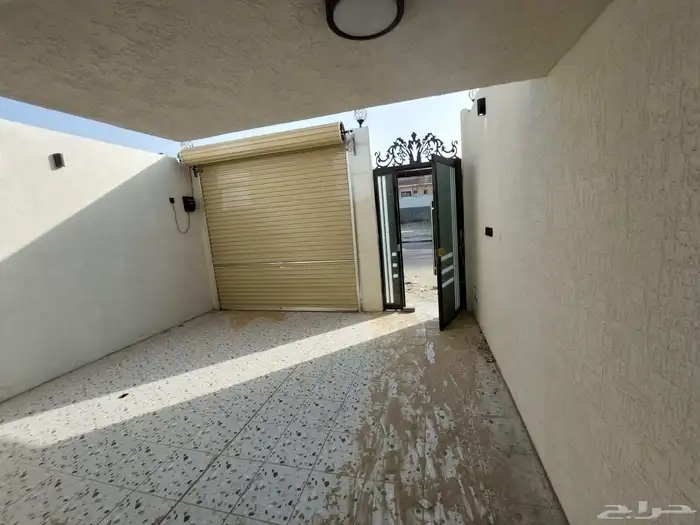 للبيع شقه دوبلكس حي احد جديده بالدمام مخطط 71 2