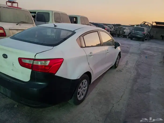 كيا ريو 2014 تشليح قطع غيار 1