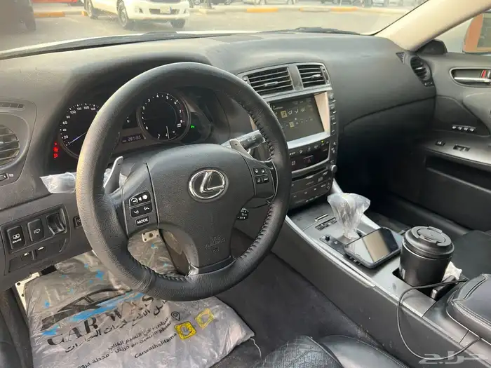 لكزس IS300 موديل 2008 للبيع 6
