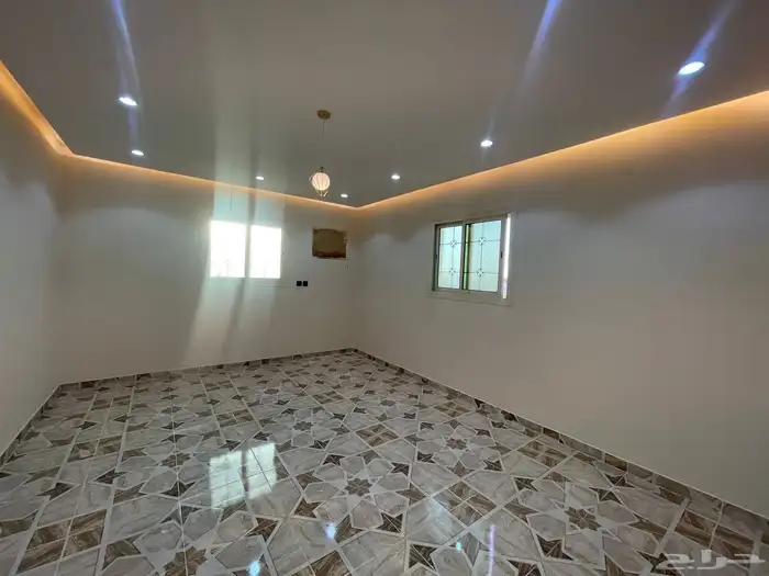 شقه دور ثاني 5 غرف وصاله للايجار حي الشفا مطلوب 2300 ريال 7