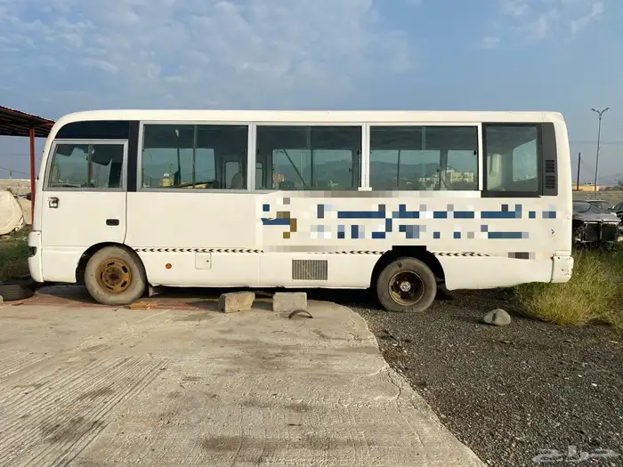 باص نيسان سلفيان 2004 مكينة بنزين 6 سلندر بخاخ 1