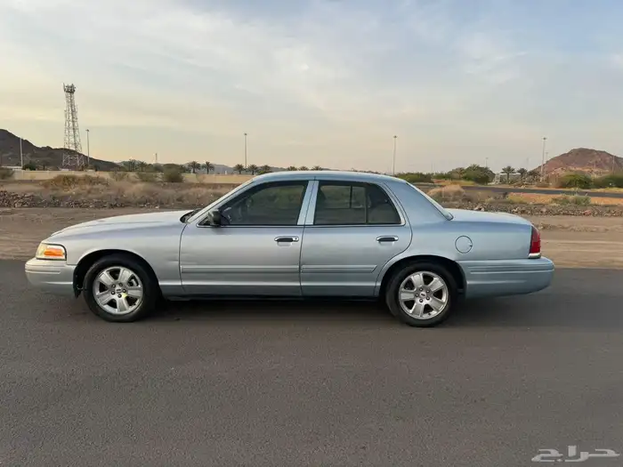 فورد فكتوريا 2012 4