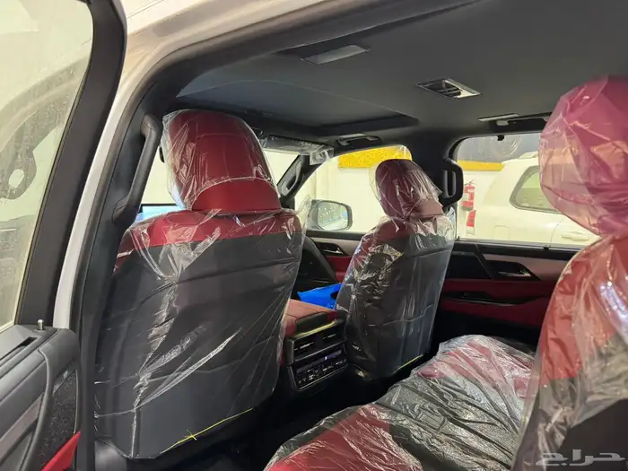 لكزس اف سبورت بريمي 2025 5