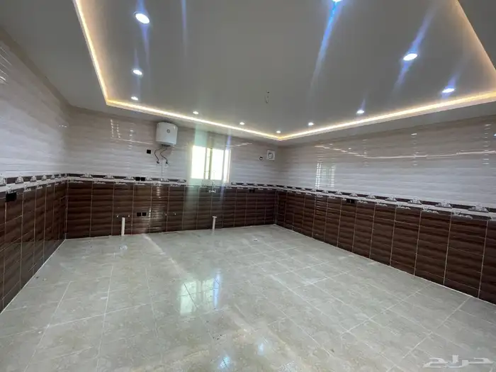 شقه دور ثاني 5 غرف وصاله للايجار حي الشفا مطلوب 2300 ريال 4