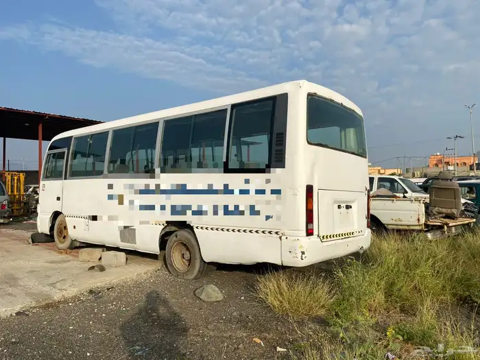 باص نيسان سلفيان 2004 مكينة بنزين 6 سلندر بخاخ 0