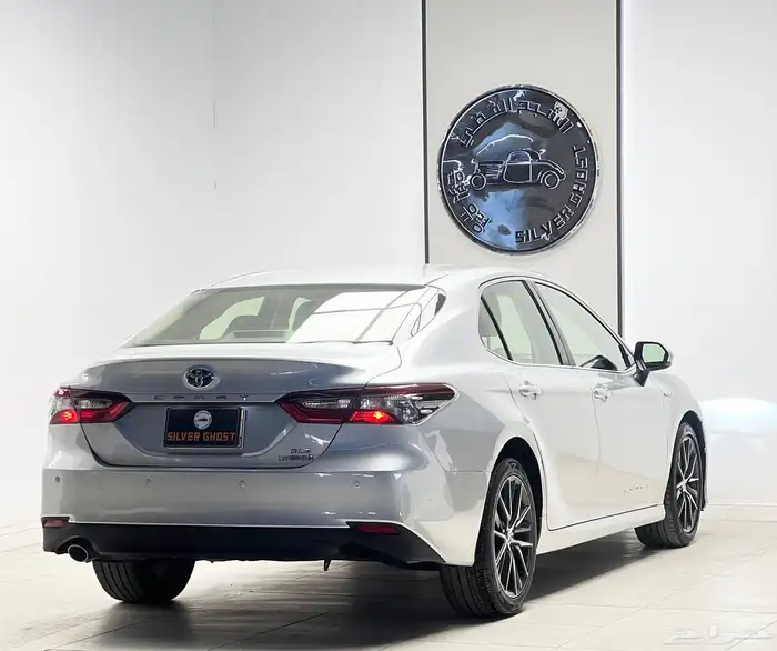 تويوتا   كامري   2022   GLE   هايبرد 8