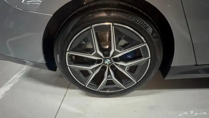 مملوكة لدي العصيمي قيد الشحن BMW520i mkit 2025 19