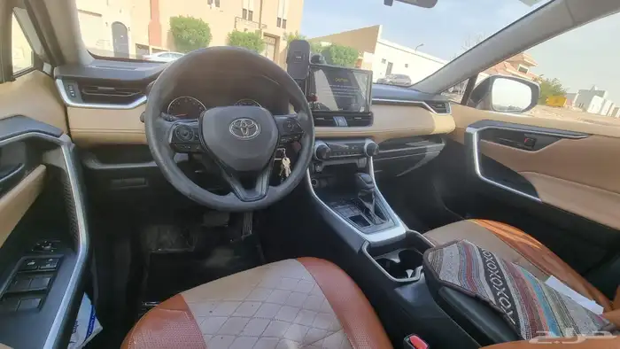 تويوتا راف فور 2020 ستاندر دبل 8