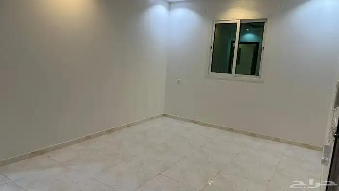 شقه للايجار حي الرمال 5