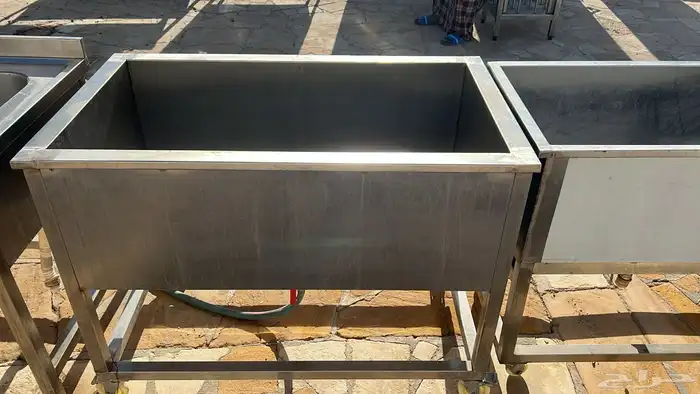 معدات مطاعم للبيع 26