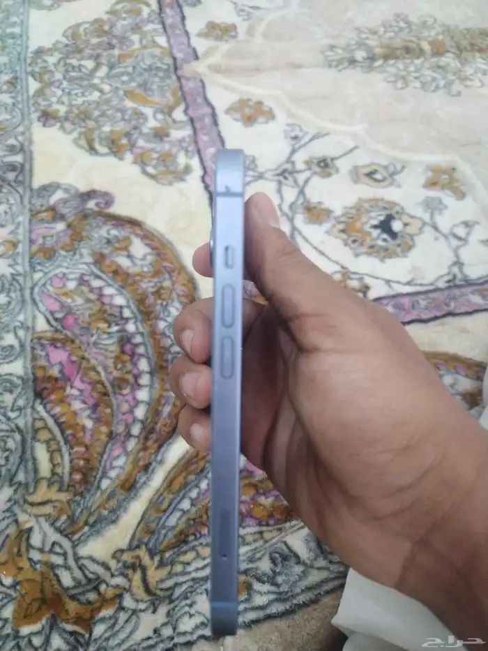 ايفون 14 عادي 128 قيقا 4