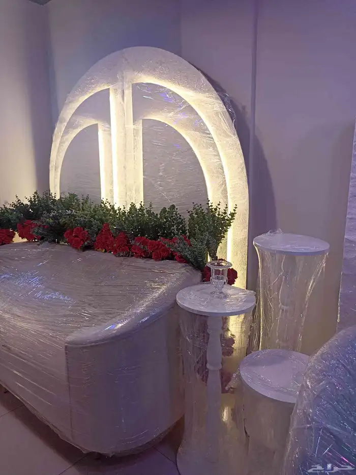 تاجير كراسي طاولاتطاولات كوكتيل طاولات استقبال طاولات مداخل 4