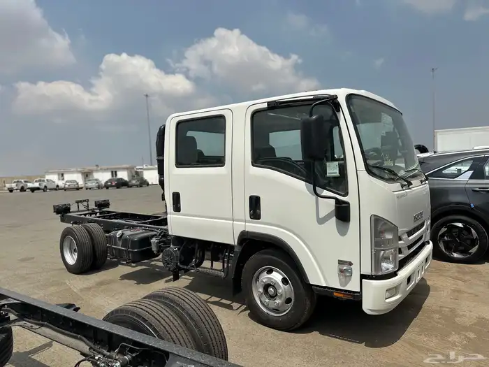 ايسوزو شاحنة 4 طن غمارتين شاسيه 3.90م -2024 2