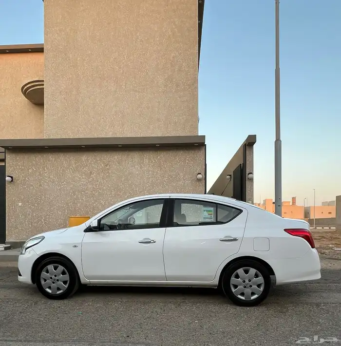 نيسان صني موديل 2022 5