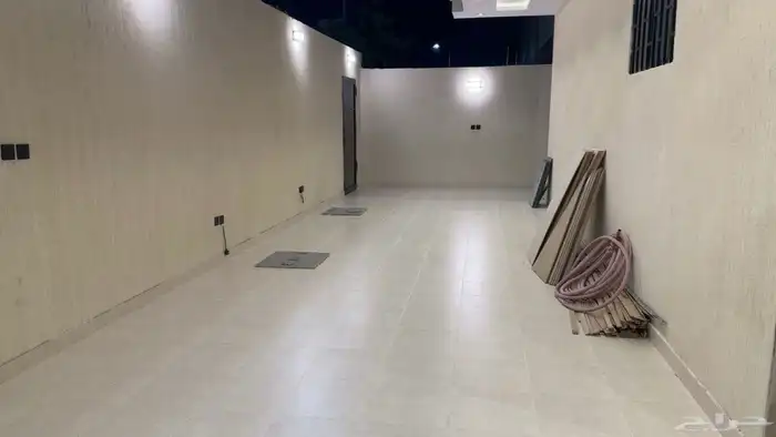 دور ارضي للبيع 6 غرف وصاله ومشب بحي البوادي 0