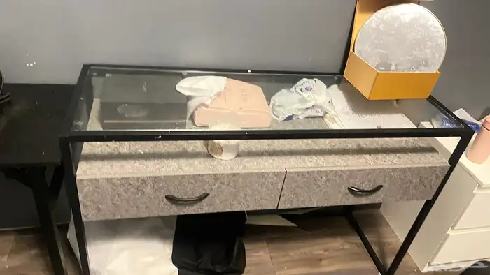 مدخل وطاولات 3