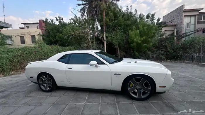 تشالنجر 8 سلندر هيمي بحالة نظيفة ممشى 210 4