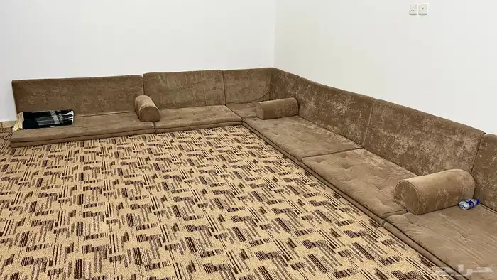 كنب مع موكيت وسجاده ولباد 2