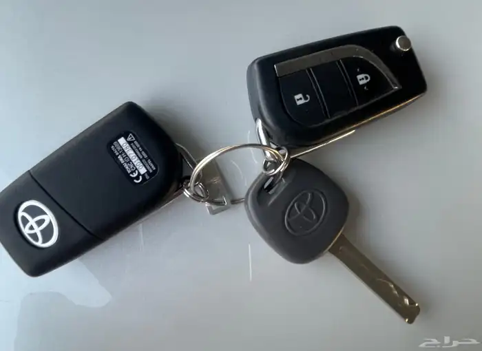 تويوتا فور تشنر 6 سلندر بنزين 2023 8