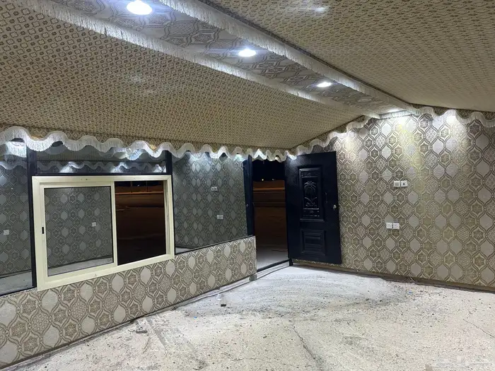 بيوت شعر ملكية واجهات زجاج شامل الكهرباء 24