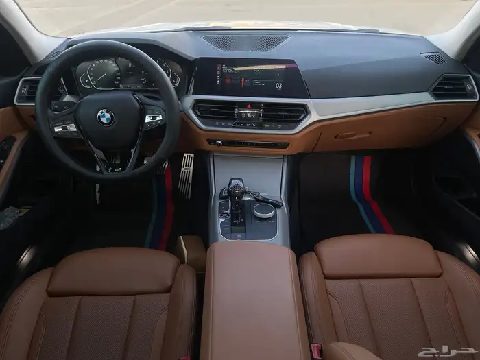 بي ام دبليو 320i 2022 11