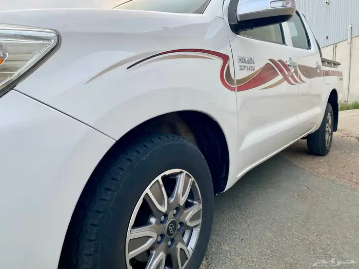 هايلوكس 2013 قير اتوماتيك (مخزن) 7