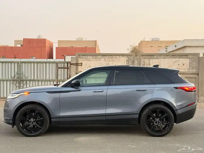 لاند روفر فيلر 2023 4