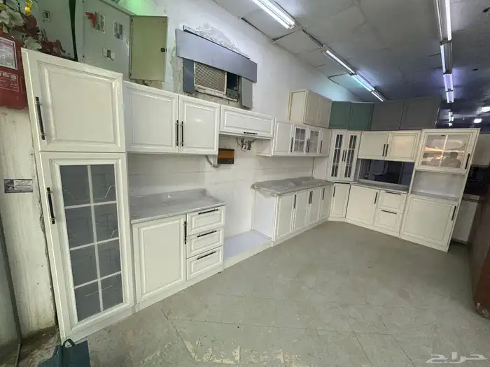 خزانة مطبخ بطول 7 أمتار جاهز للاستخدام  جديد تمام ا 0