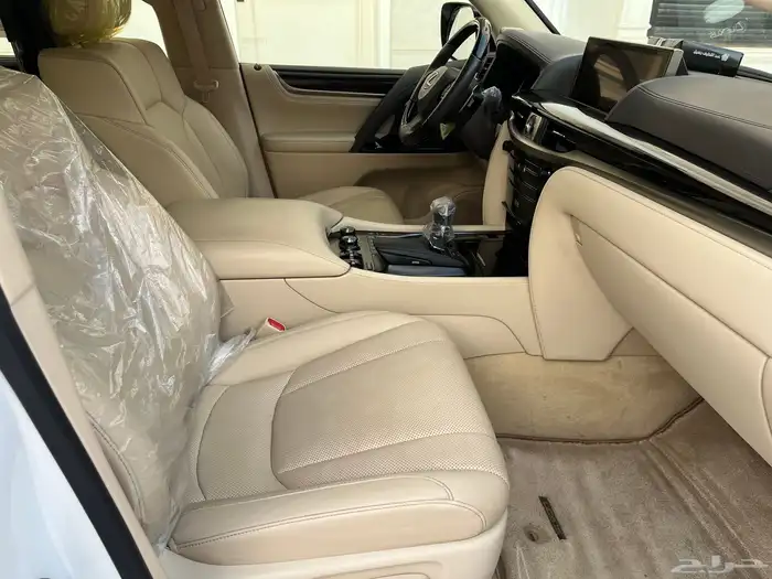 لكزس 2019 فل كامل وكاله سعودي مشروط 45