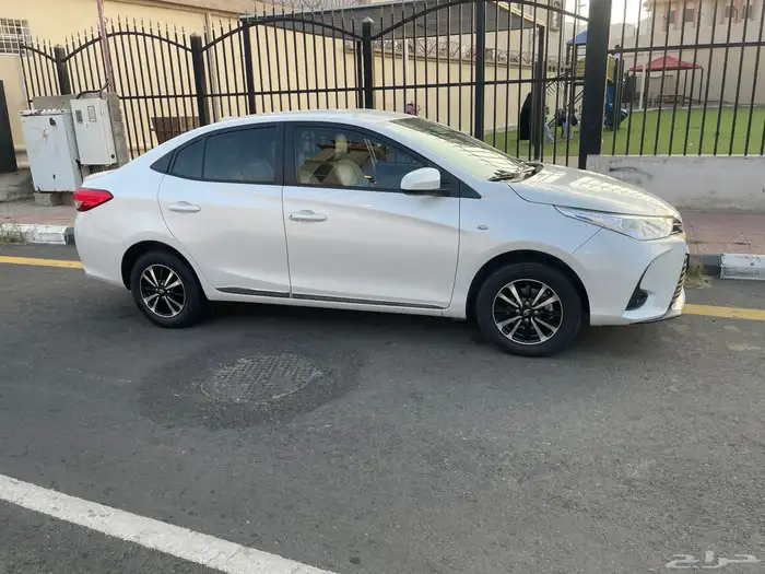 تويوتا يارس موديل 2022 12