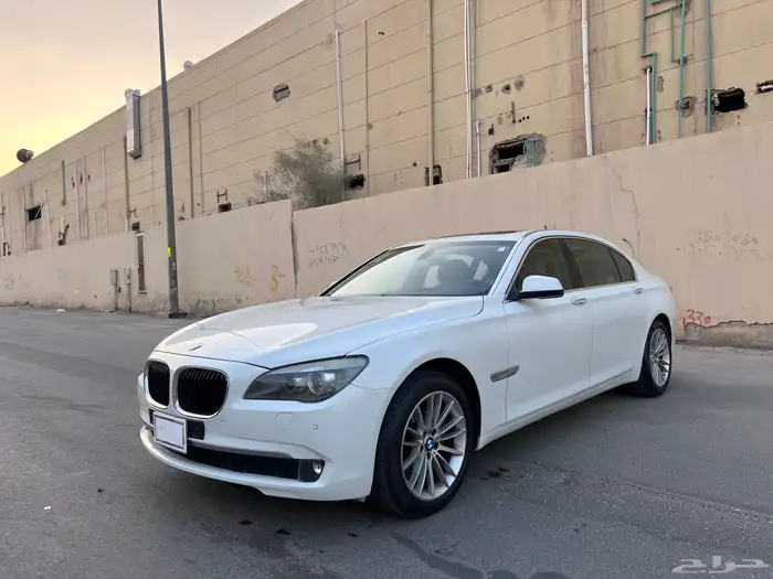 BMW 730Li 0