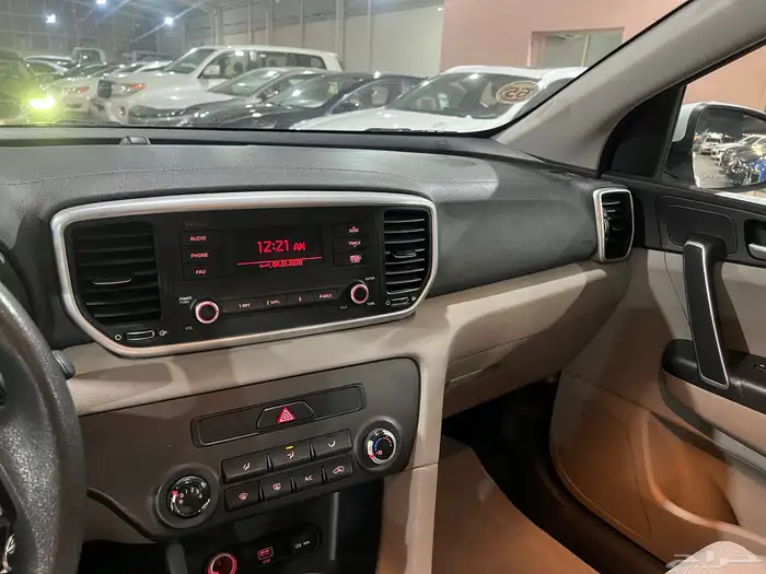 سبورتاج 2020 دبل عداد 70 الف المحرك بانزين 22