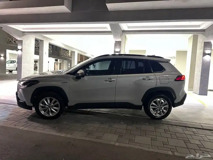 تويوتا كروس موديل 2022 1