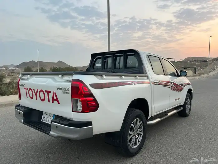 هايلوكس2016دبل مخزن 13