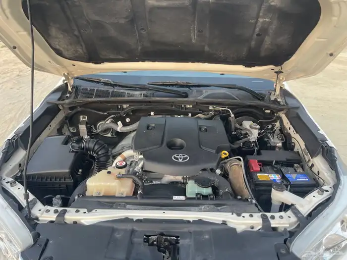 للبيع السيارة هايلكس ديزل دبل موديل 2023 ممشي 145 14