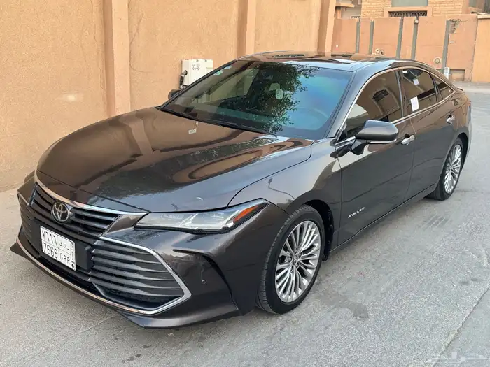 تويوتا افالون 2019 4