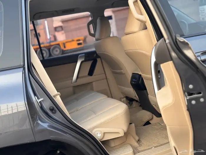 تويوتا برادوTXL 2022فل كامل عداد 64 الف 23