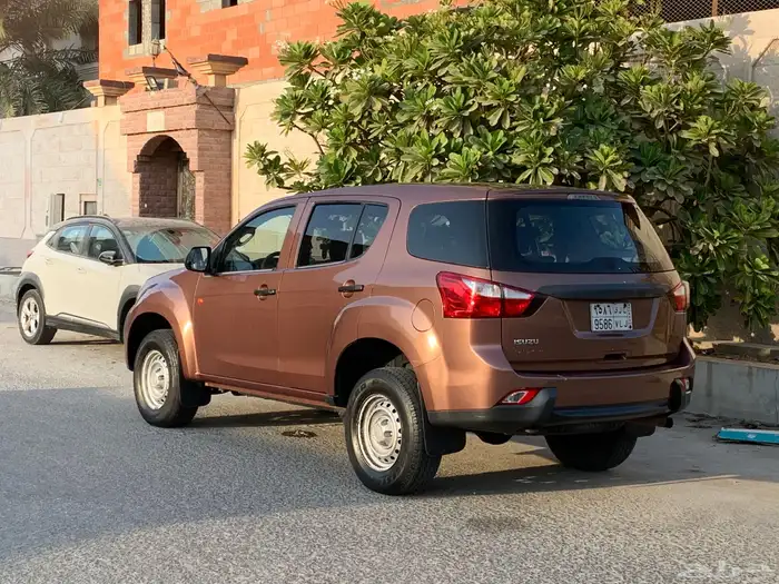 ايسوزو ديزل 2015 11