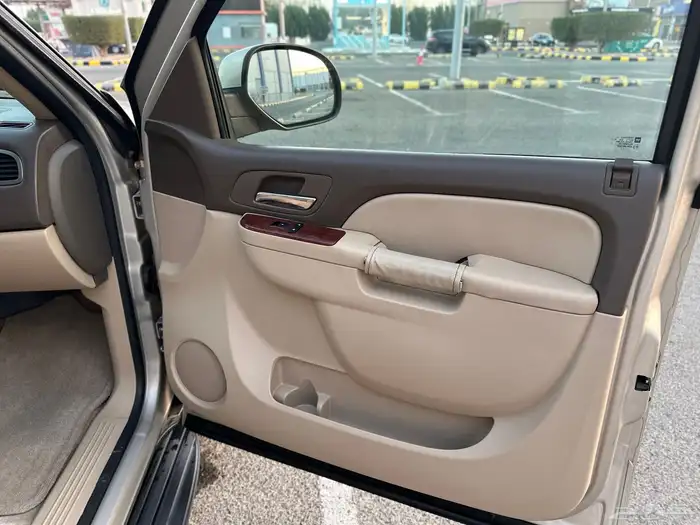 تم البيع يوكن 2012 بدي بلد 10