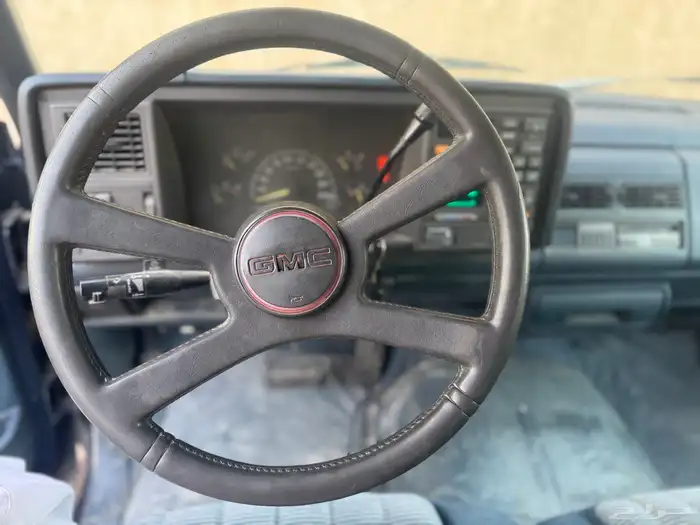 جي  ام سي سوبربان 1994 16