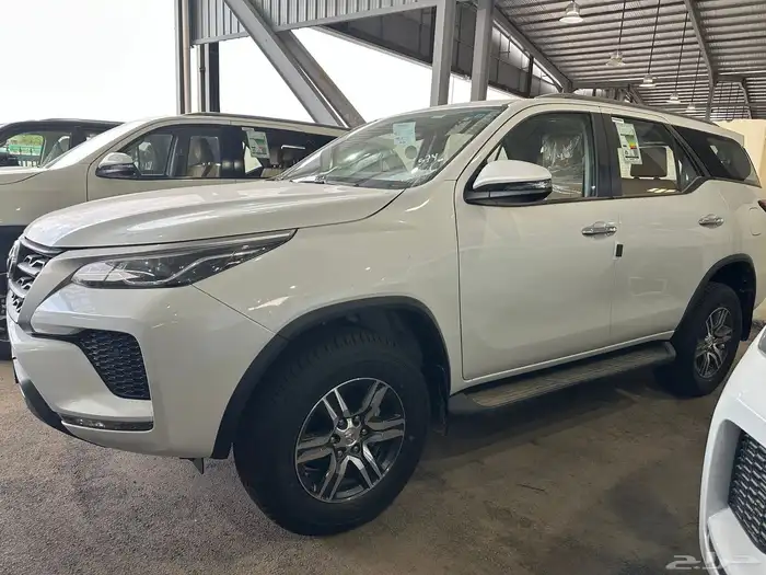 فورتشنر بنزين دبل GX2 جمرك موديل 2024 1